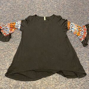 Cezanne High Low Bell sleeve top sz. L